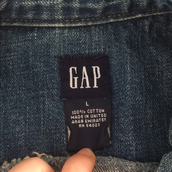 GAP Women’s Jean Jacket - Picture 2 of 5
